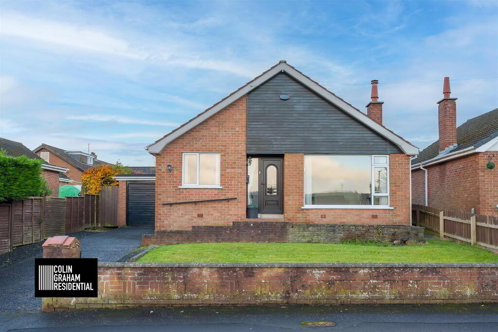 11 Knockview Gardens-2.jpg