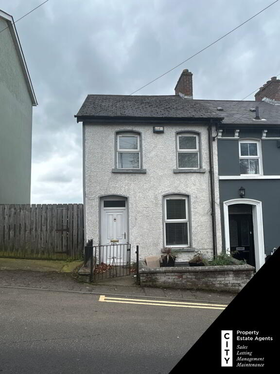 Photo 1 of 48 Chapel Rd, houses for sale Derry