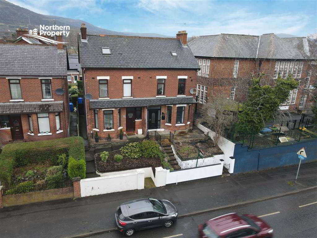 Photo 2 of 427 Springfield Road, Belfast