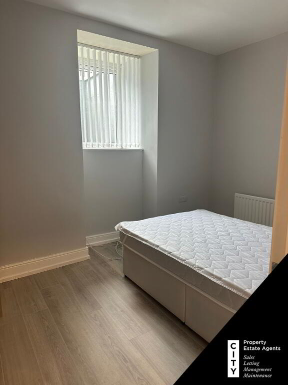 Photo 6 of Laburnum Terrace, **student Property**, Derry