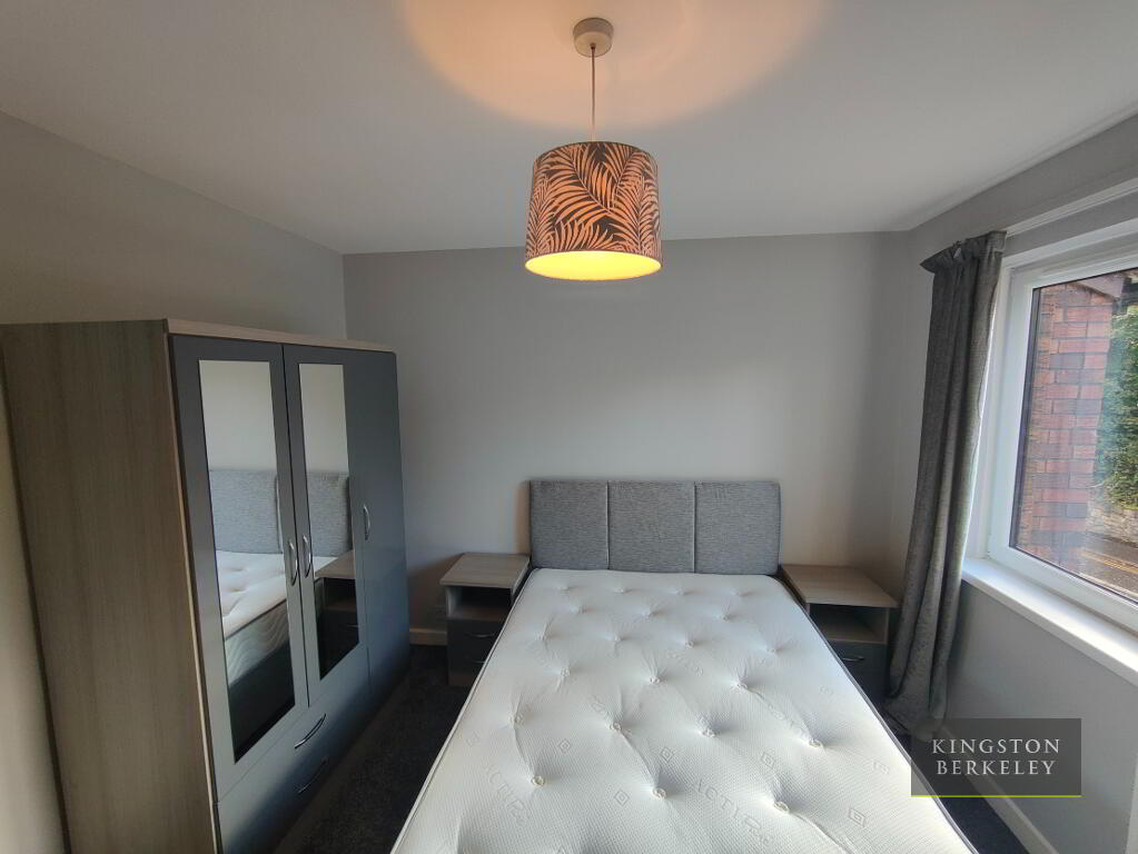 Photo 12 of 2e Stranmillis Court, Lower Malone, Belfast