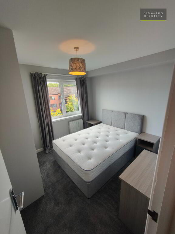 Photo 14 of 2e Stranmillis Court, Lower Malone, Belfast