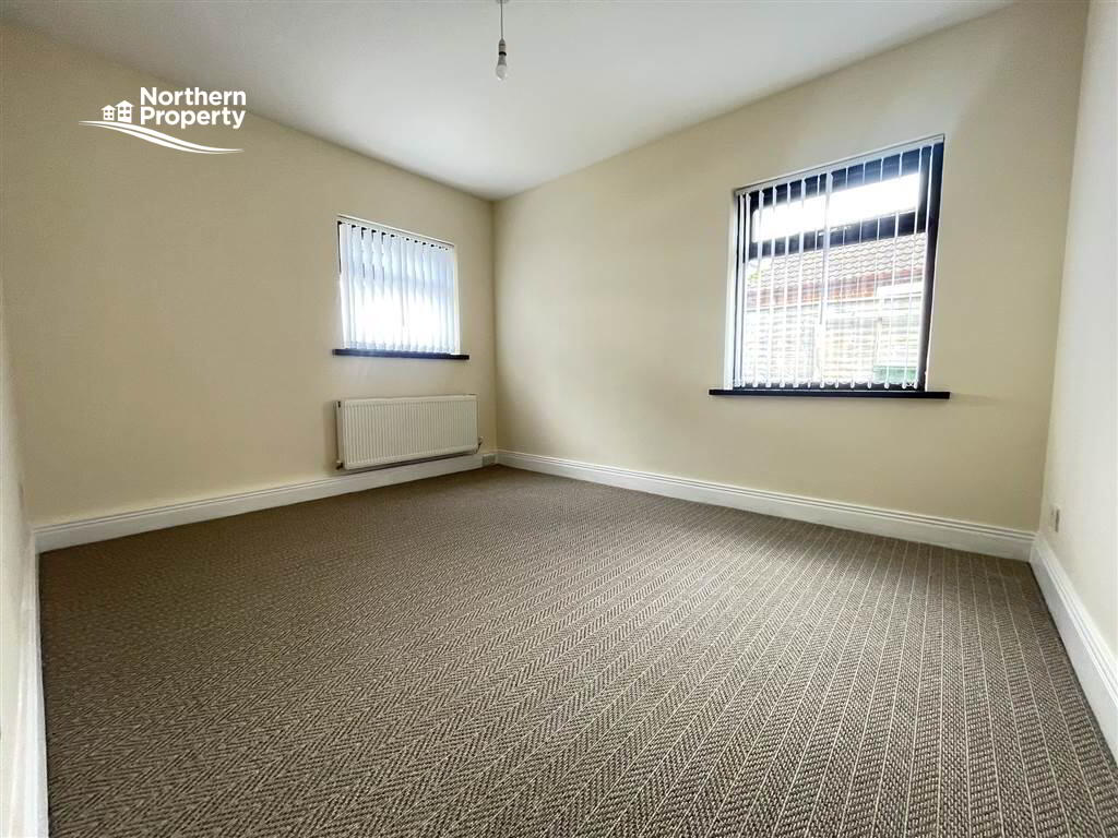 Photo 13 of 14 Killeaton Crescent, Belfast