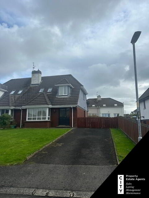 Photo 1 of 77 Woodbrook, houses to rent in Derry