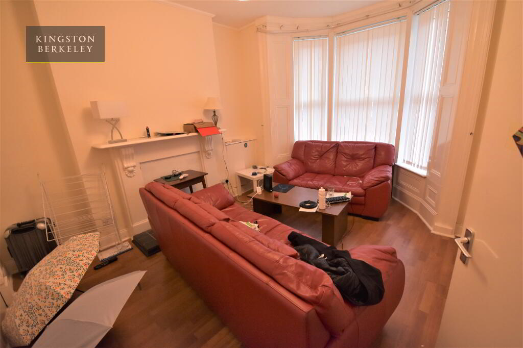 Photo 2 of (hmo Registered), 16 Malone Avenue, Malone Road, Belfast South, Belfast