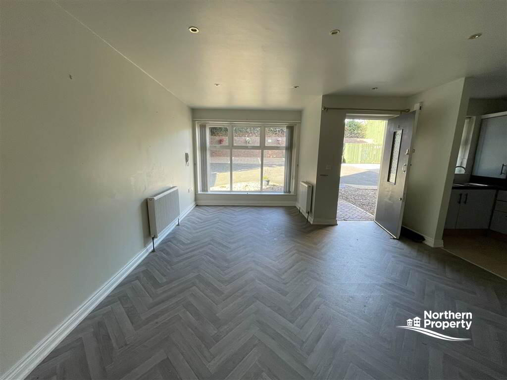 Photo 3 of Apt 3 157, Glen Road, Belfast