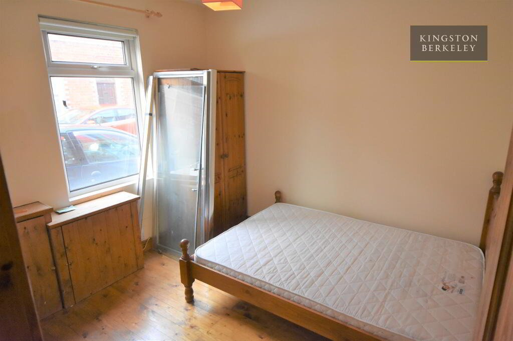 Photo 3 of (hmo Registered), 10 Euterpe Street, Donegall Road, Belfast South, Belfast