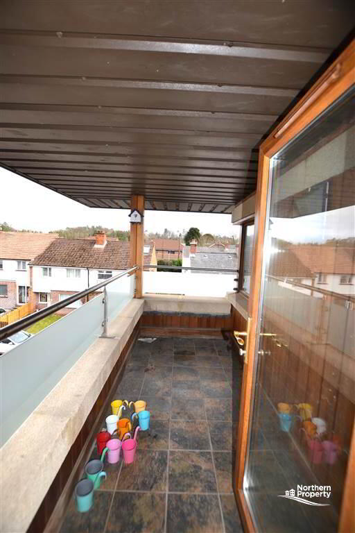 Photo 11 of 26 Station View ( Penthouse), Dunmurry, Belfast