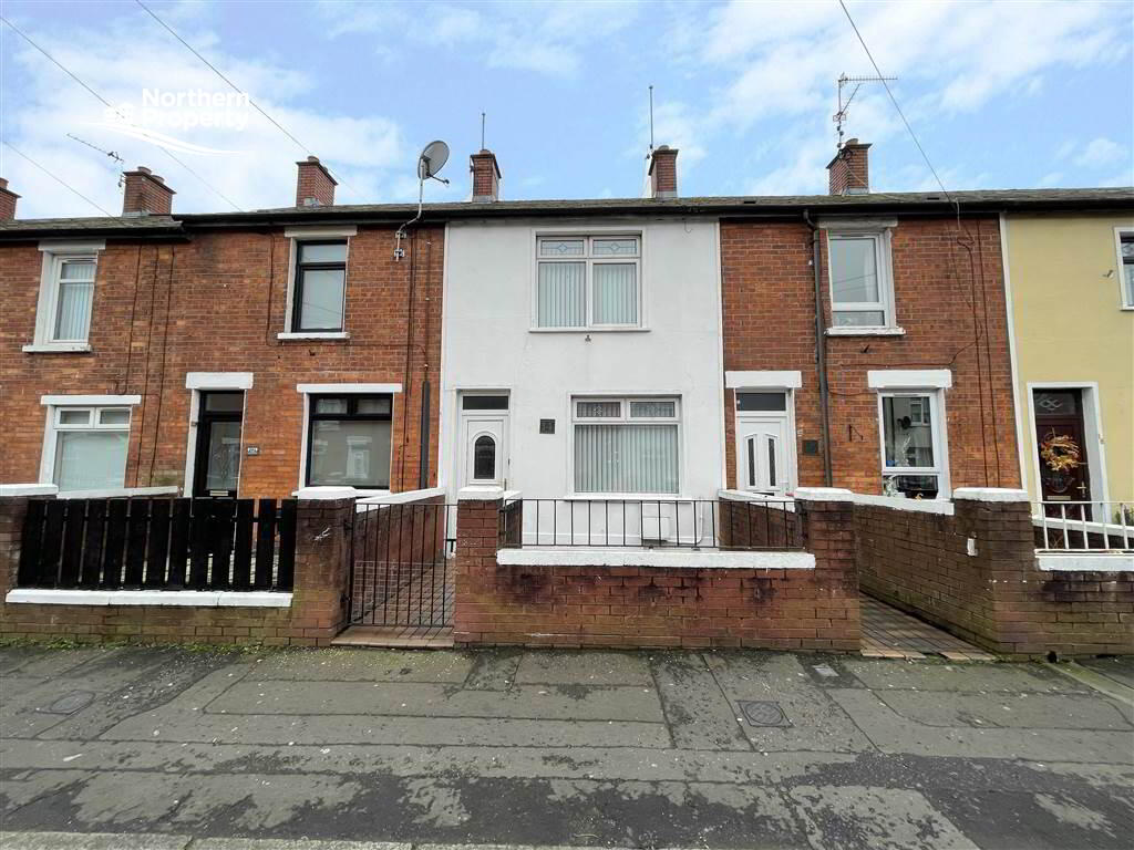 Photo 1 of 14 St James Crescent, Belfast