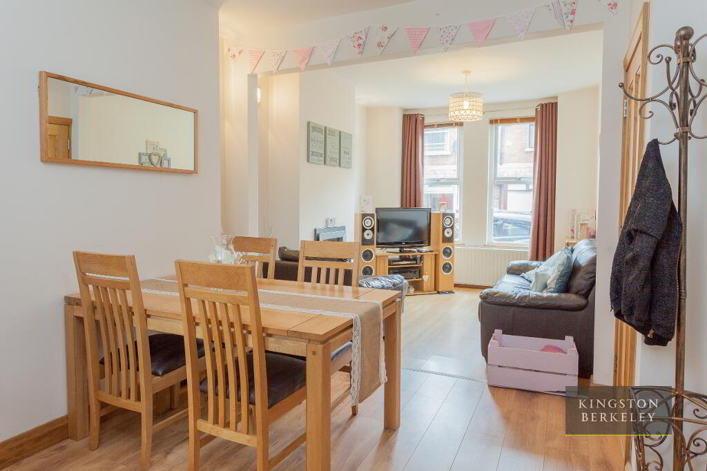 Photo 3 of 38 Meadowbank Place, Lisburn Road, South Belfast, Belfast