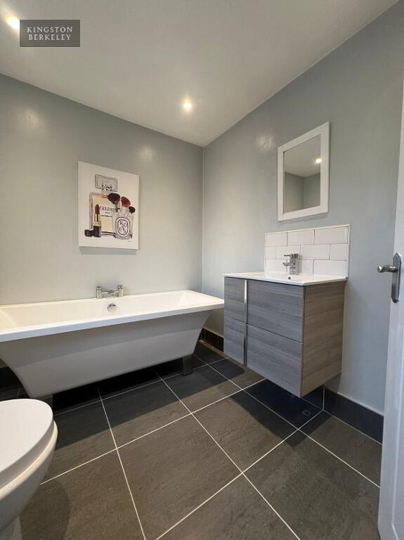 Photo 10 of 65 Glendower Street, Belfast