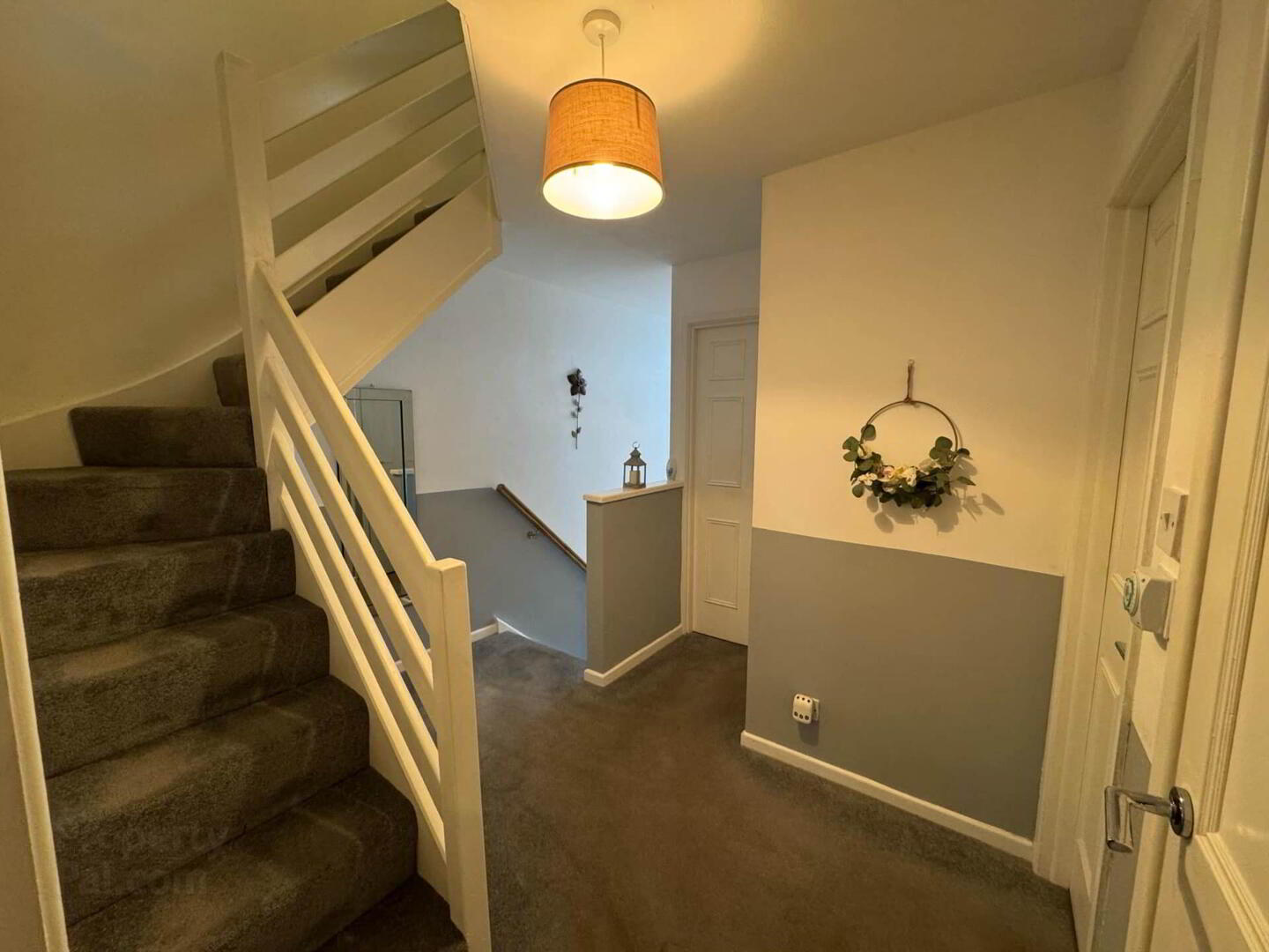 11 Essex Court 7 of 17