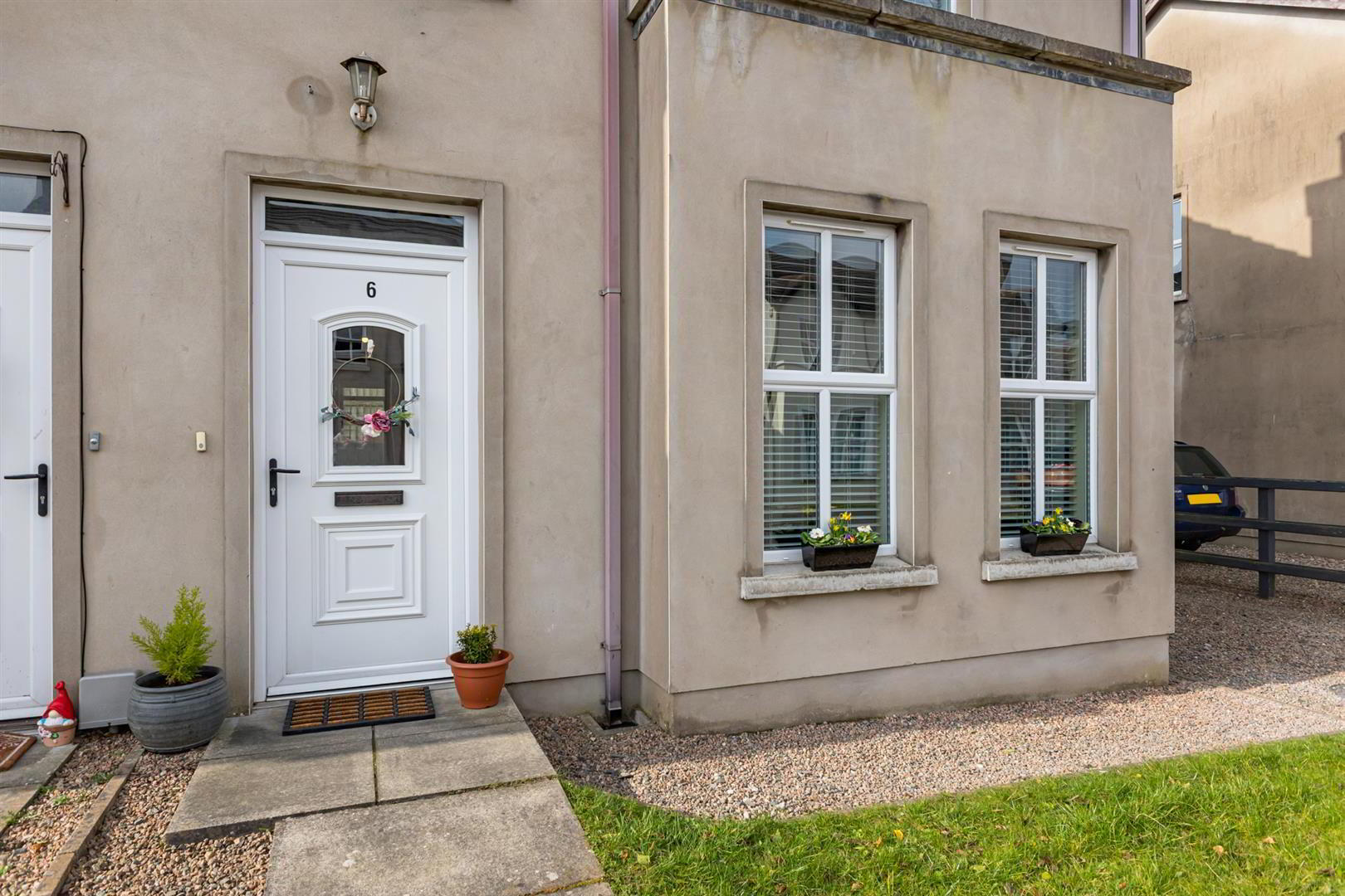 property description image
