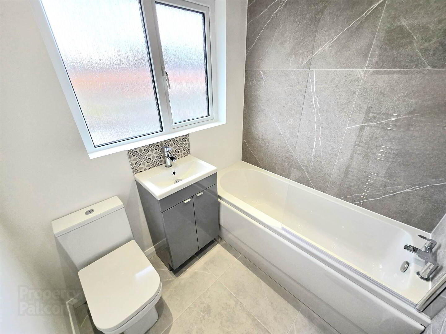 6 Beechdene Drive 15 of 19