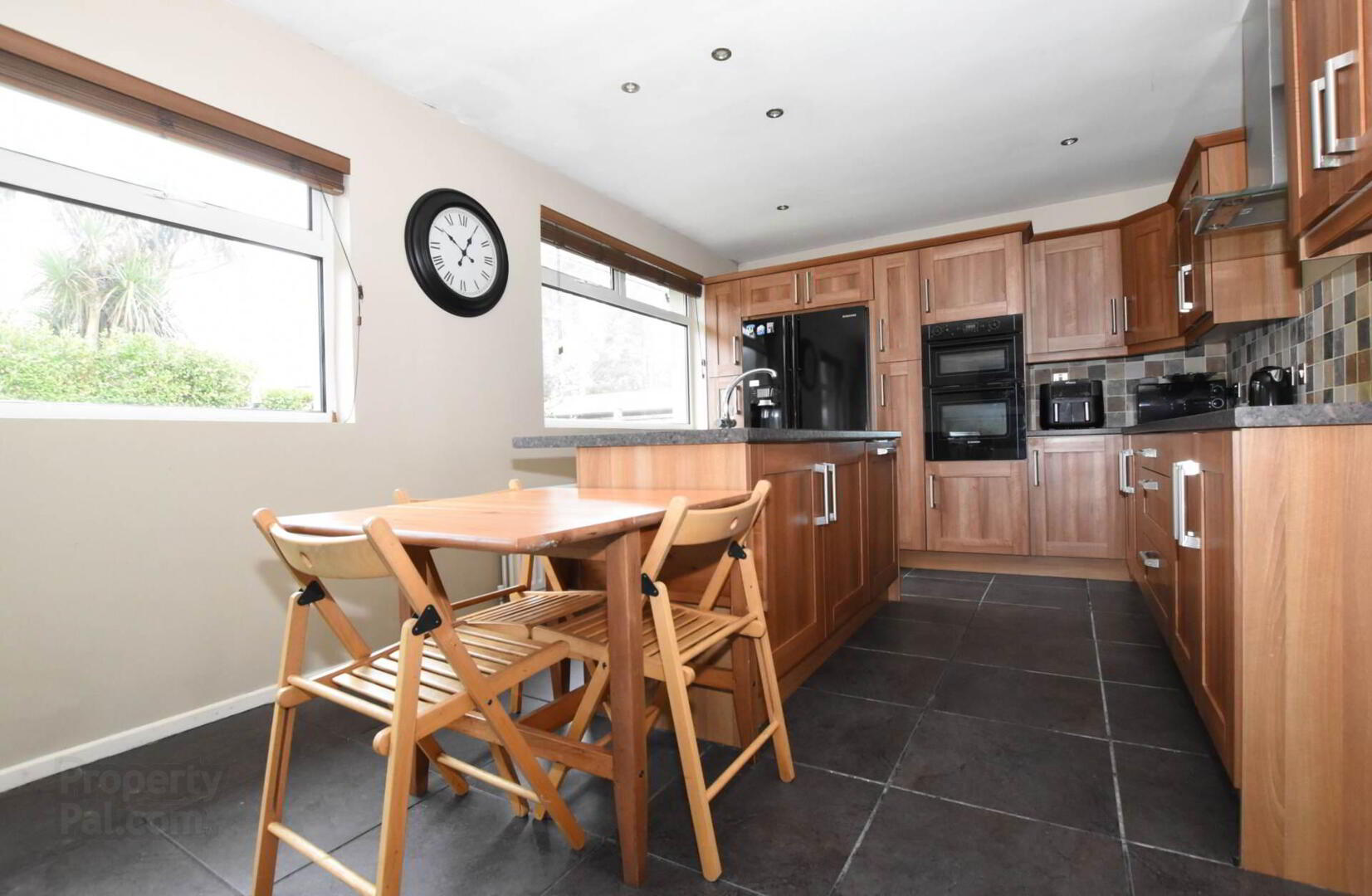 8 High Bangor Road 7 of 24