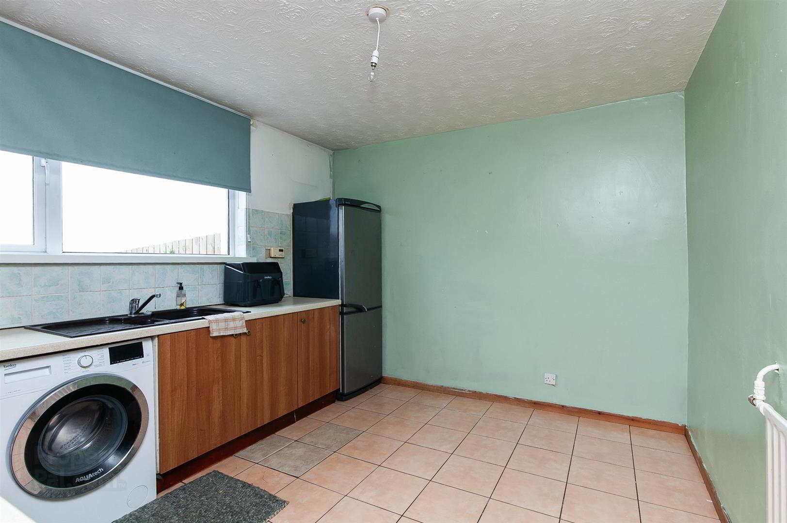 69 Ballyfore Road 5 of 17