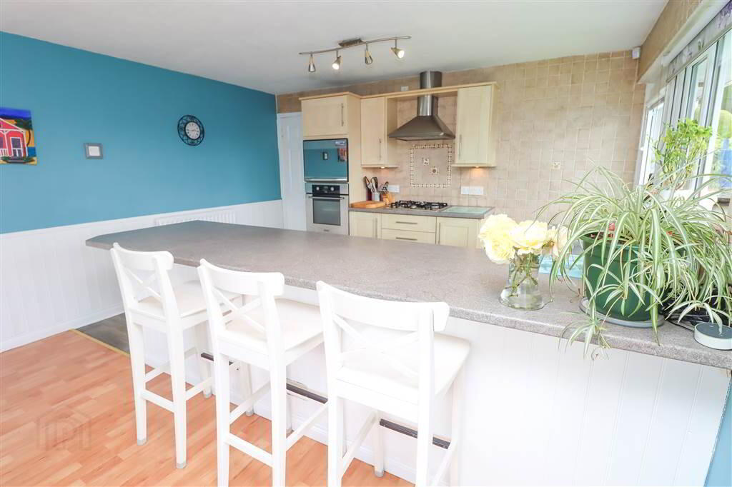 4 Woodcroft Rise 7 of 23