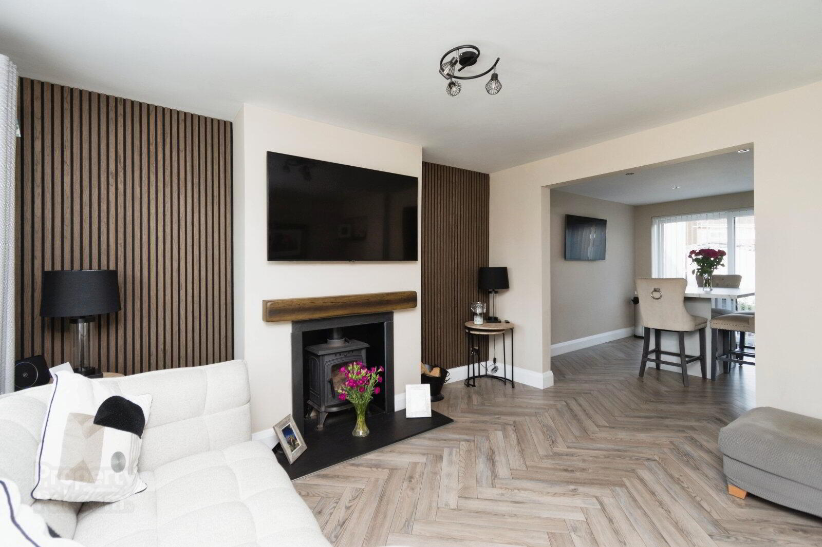 3 Woodview Crescent 5 of 22