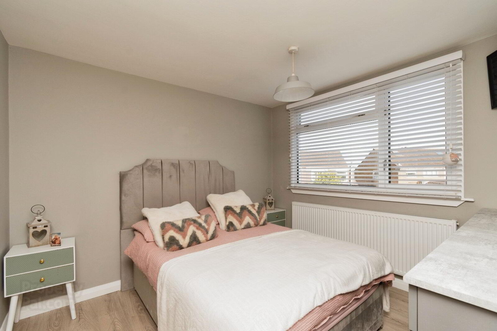 3 Woodview Crescent 15 of 22
