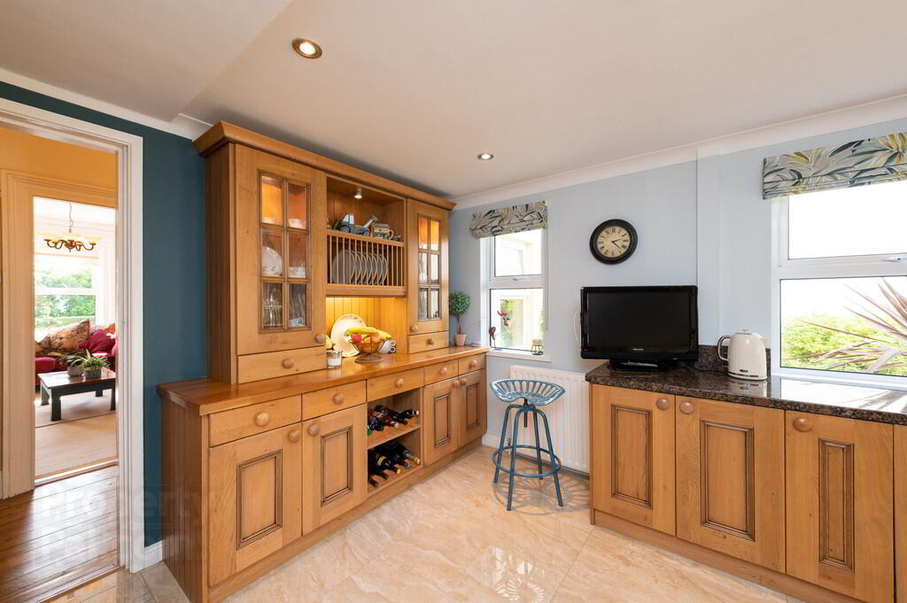 276 Upper Road 15 of 57