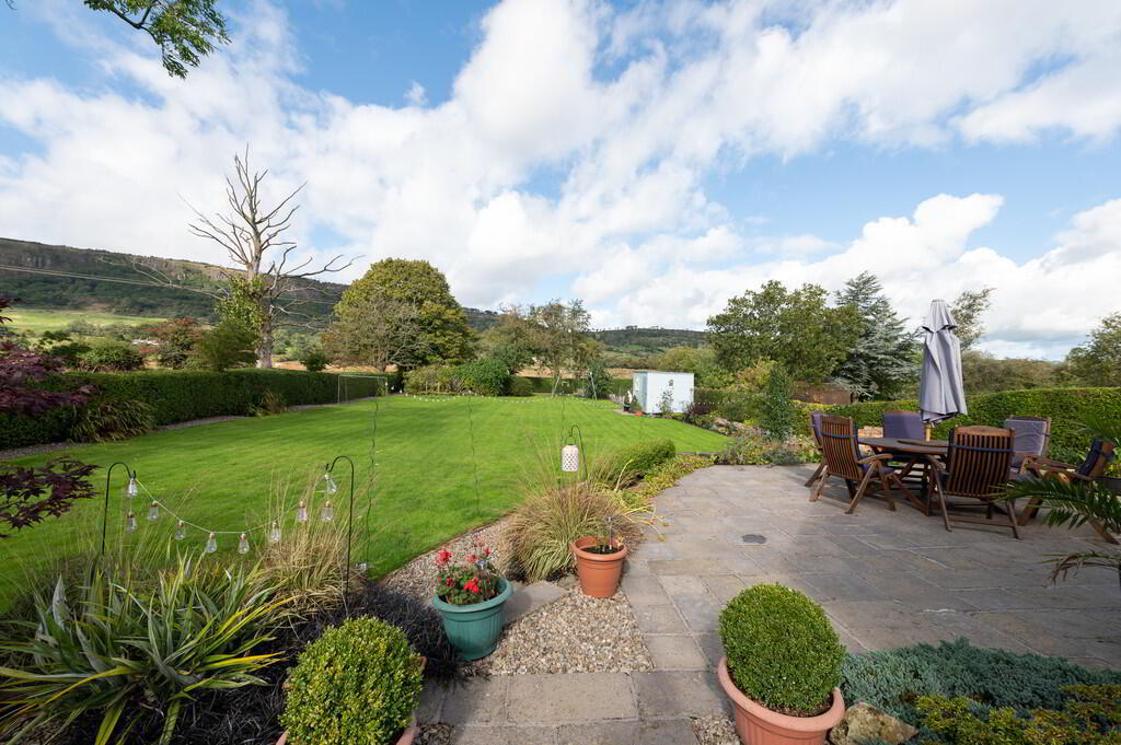 276 Upper Road 45 of 57