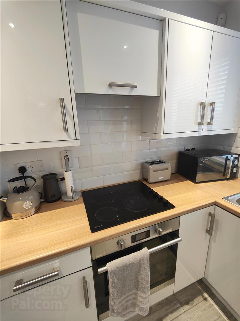 54 Rutherglen Street 9 of 24