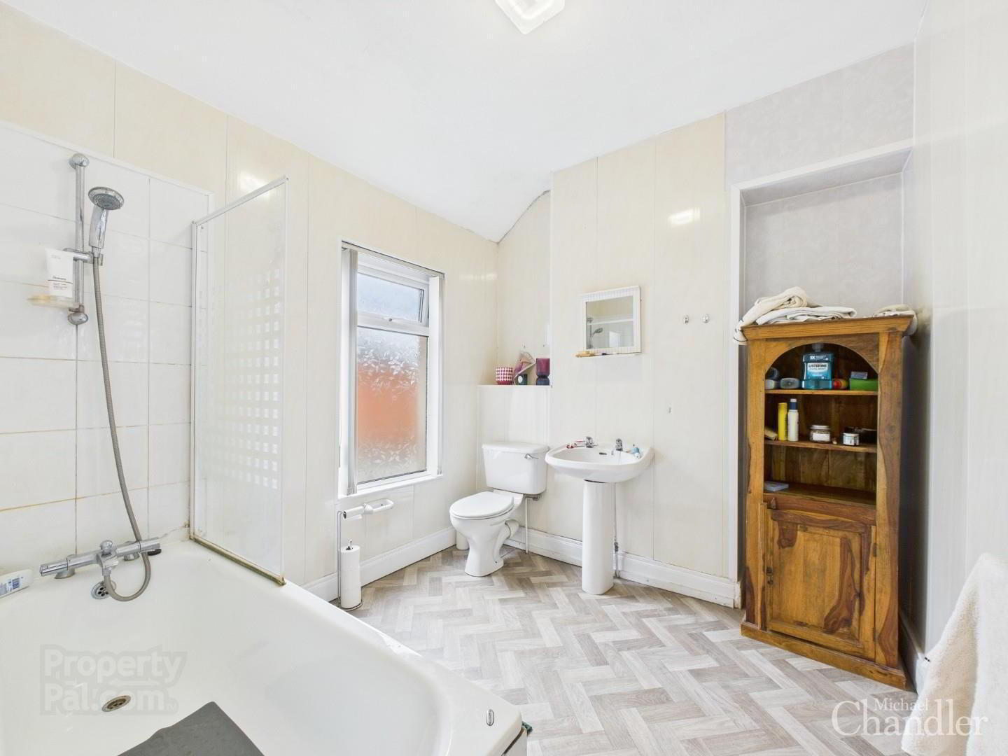10 Eglantine Avenue 13 of 21