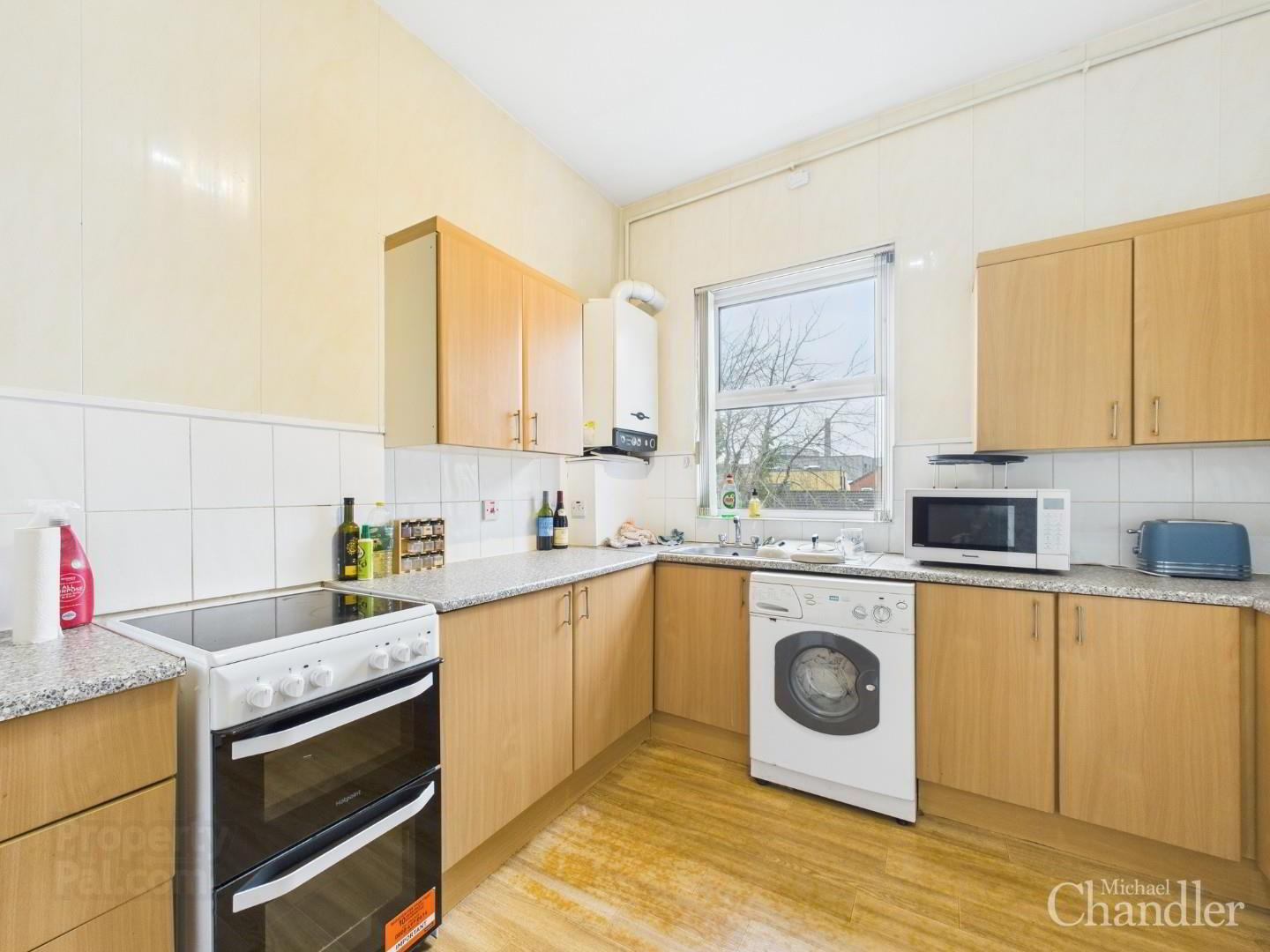 10 Eglantine Avenue 10 of 21