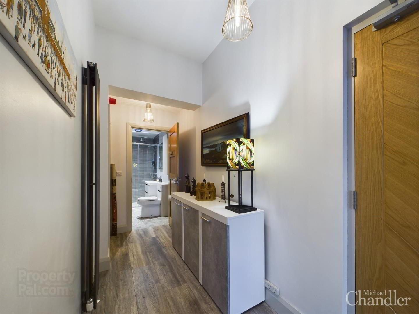 Apt 1, 103 University Street 6 of 11