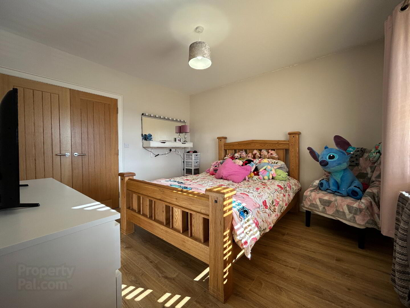 3 Long Meadow 17 of 35