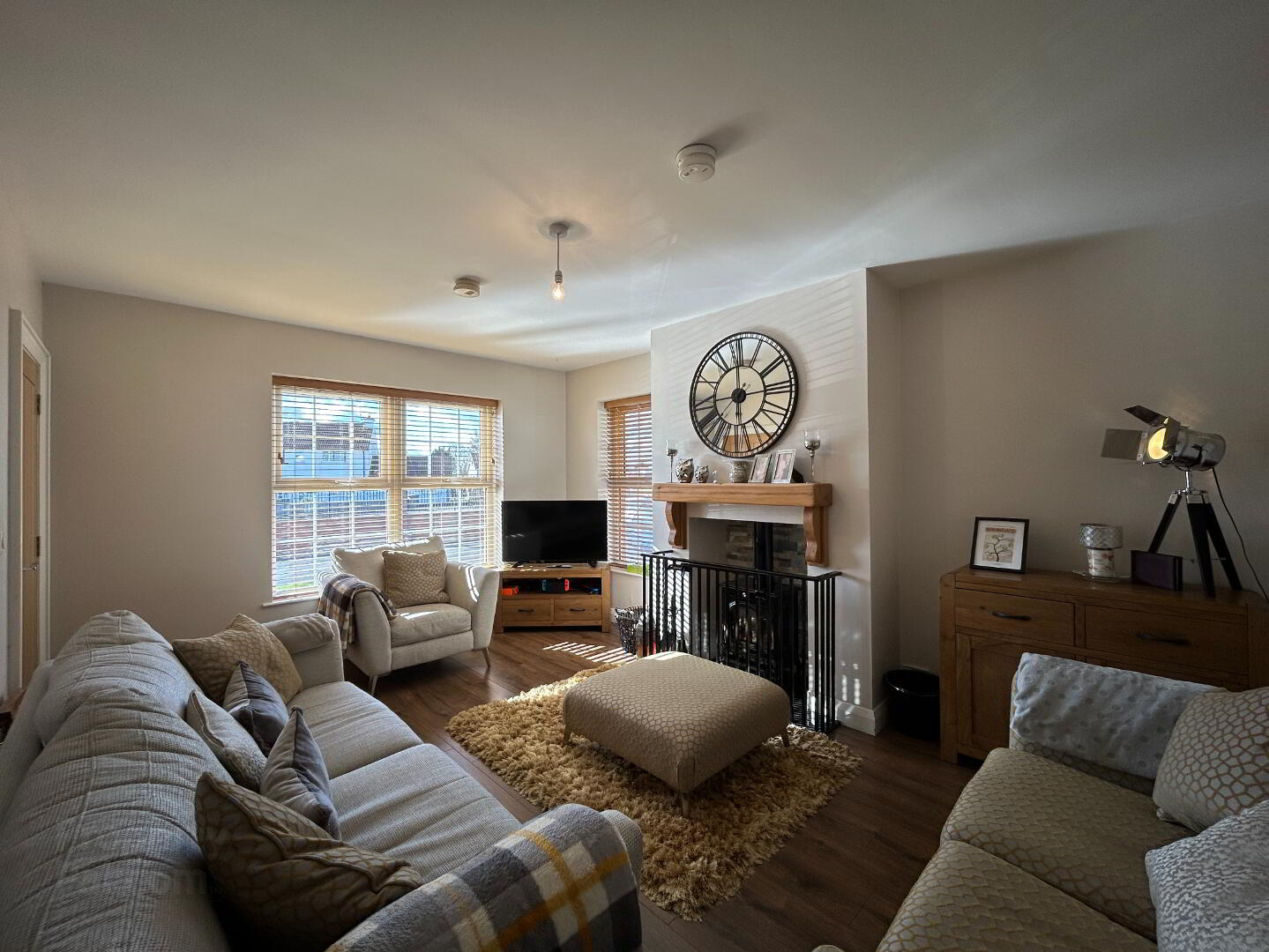 3 Long Meadow 5 of 35