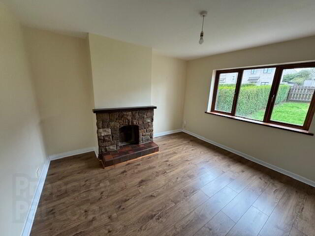 19 Altmore Drive 8 of 13