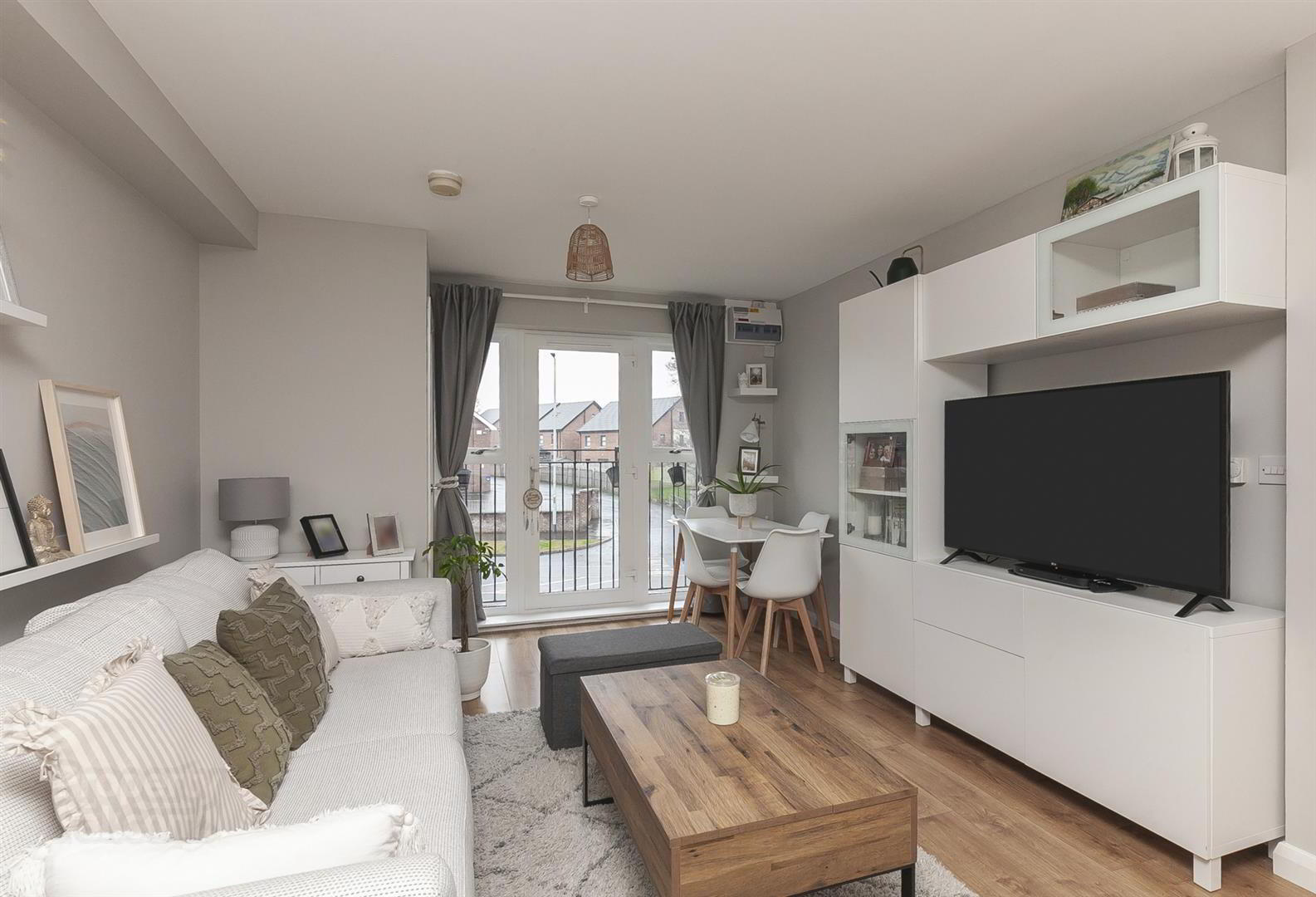 Apartment 15 288 Antrim Road 5 of 12