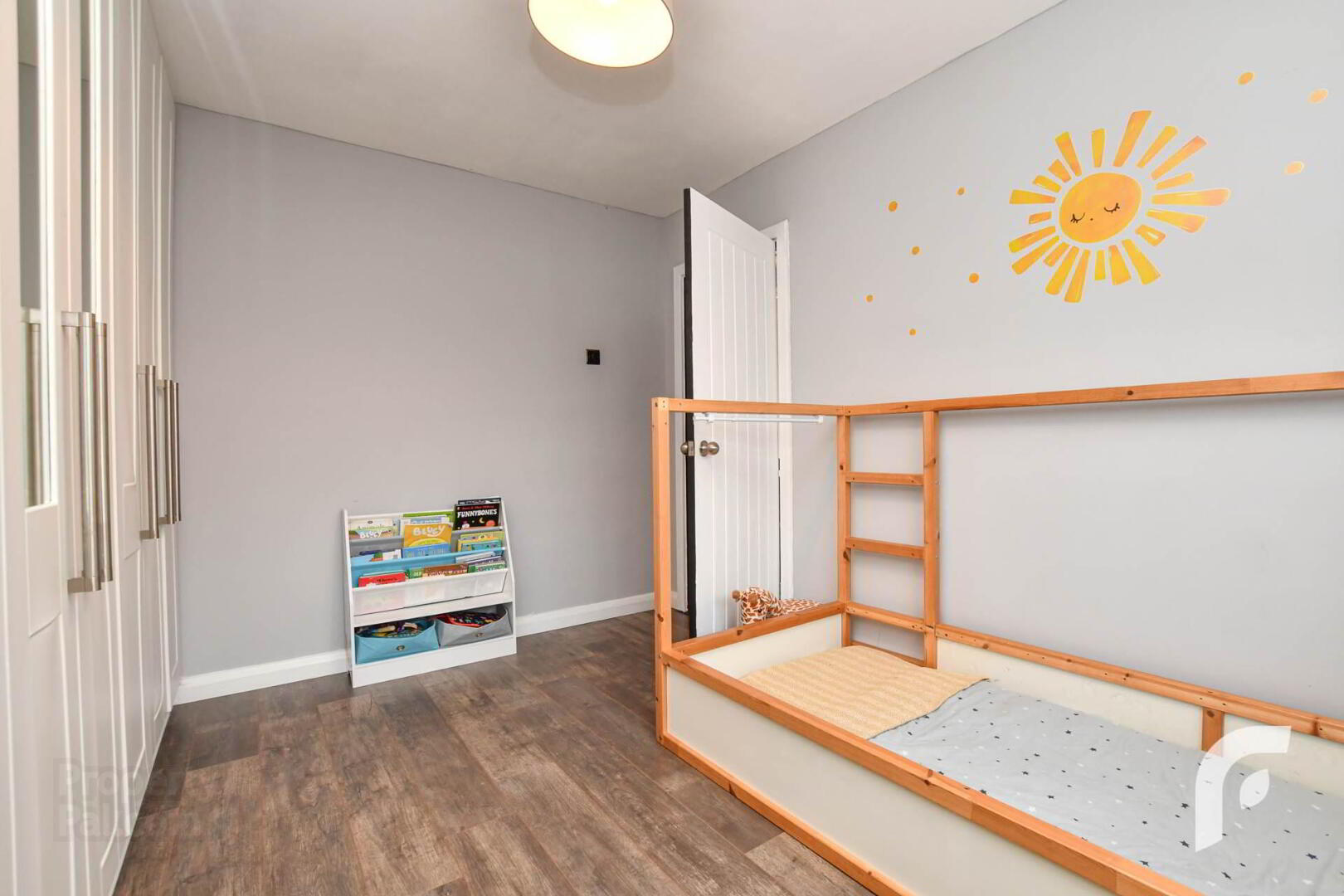 8 Westway Park 24 of 35