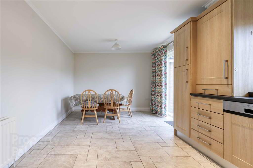 10 Mornington Avenue 9 of 20