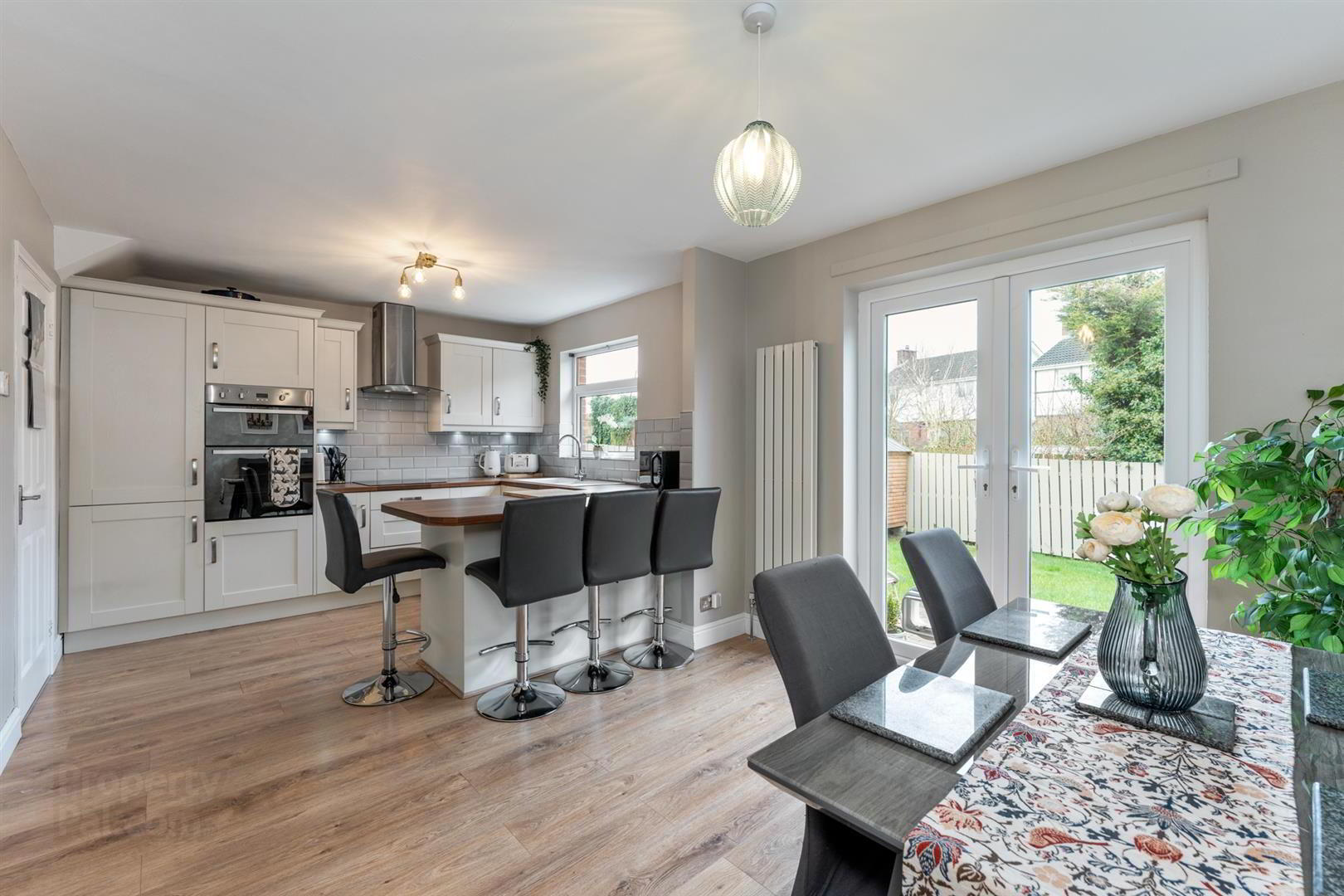 2 Priory Walk 6 of 19