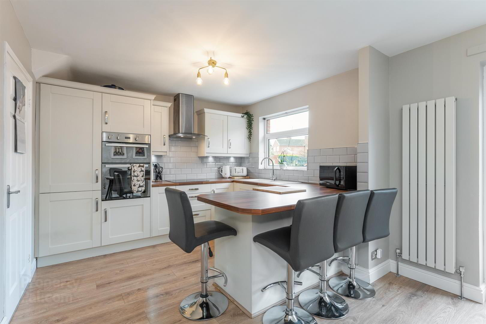 2 Priory Walk 8 of 19
