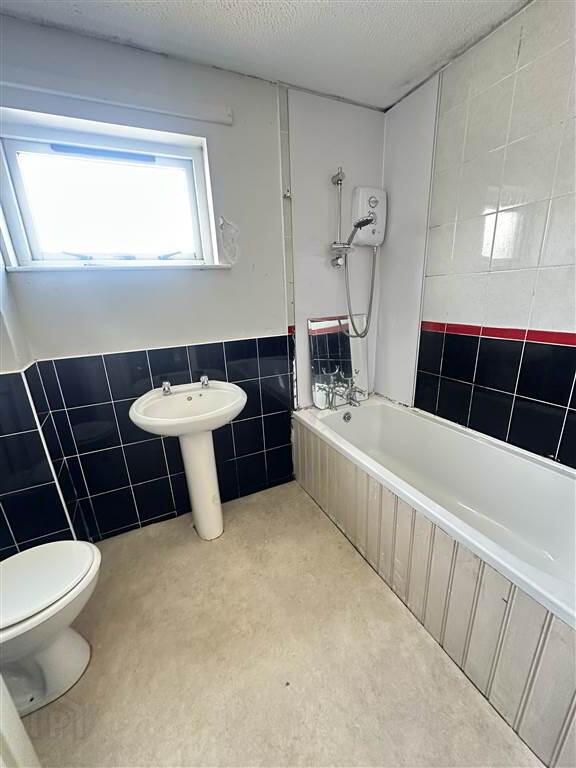 3 Dunluce Court 29 of 39