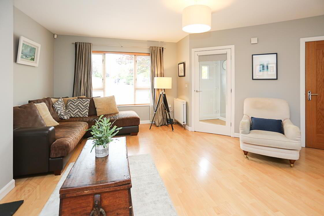 53 Shaftesbury Road 3 of 26
