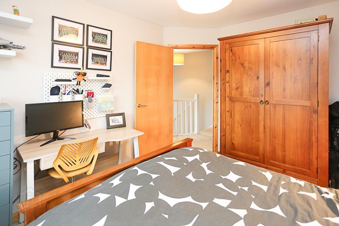 53 Shaftesbury Road 14 of 26