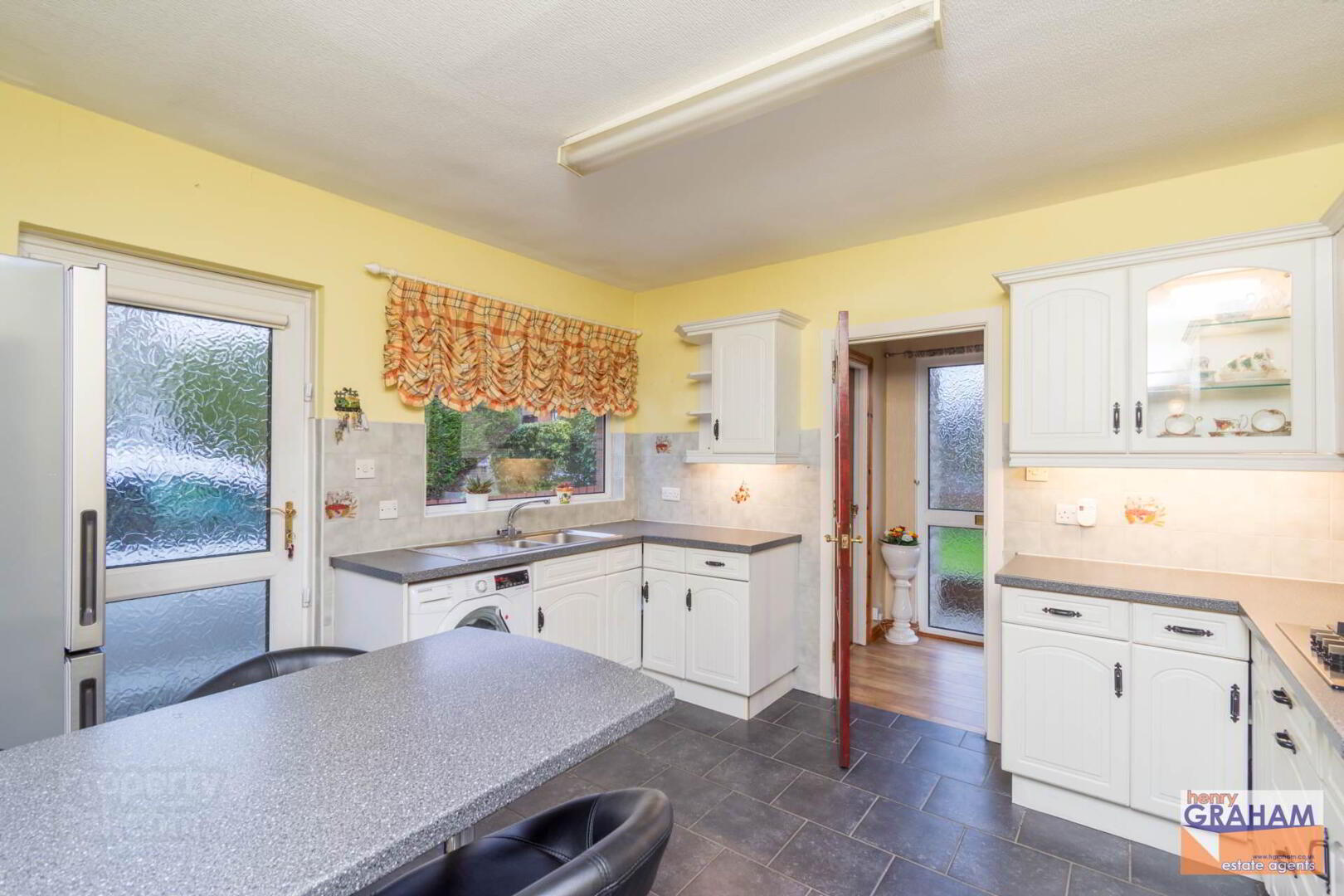 27 Thornleigh Drive 5 of 17
