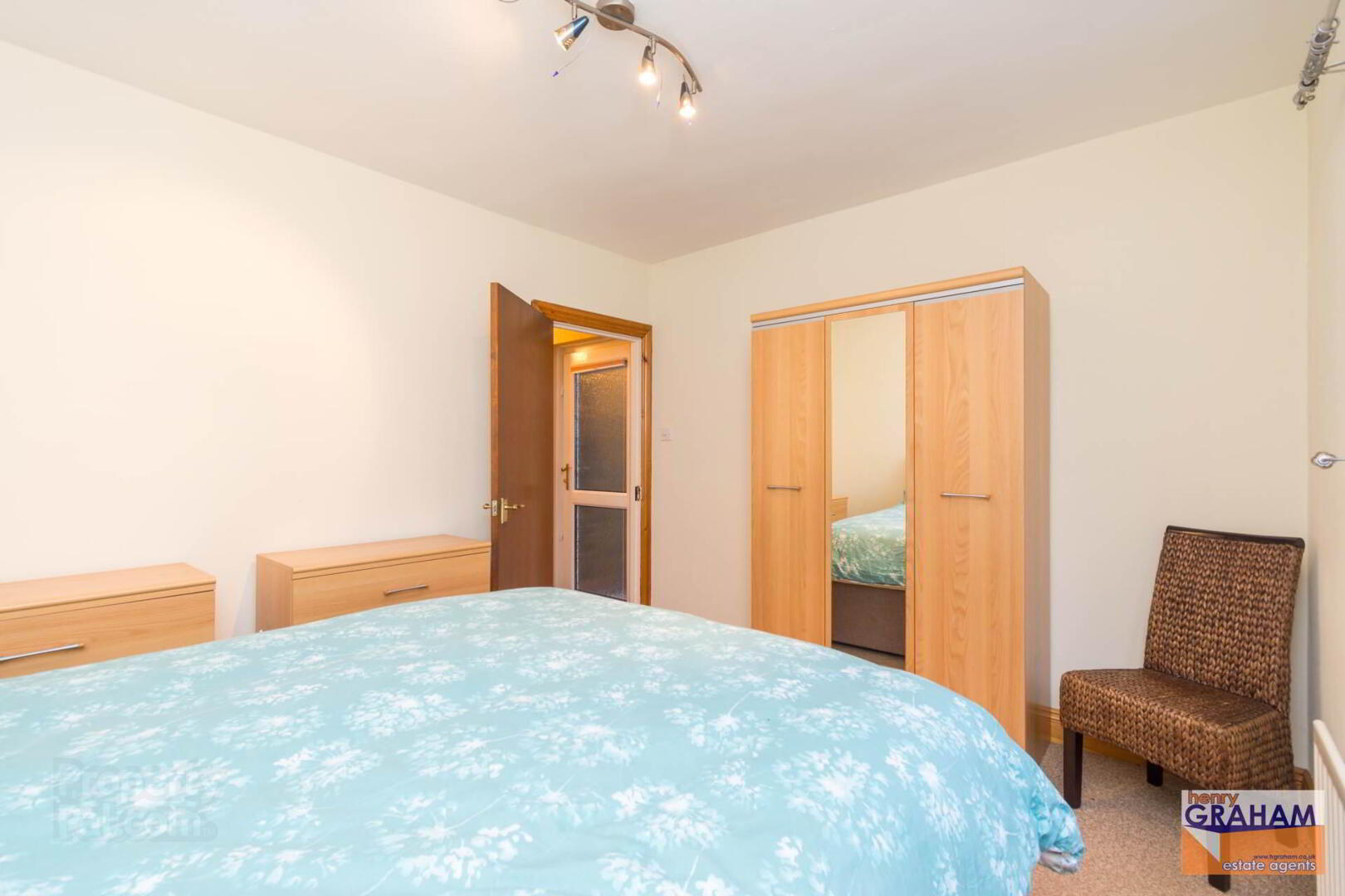 27 Thornleigh Drive 10 of 17
