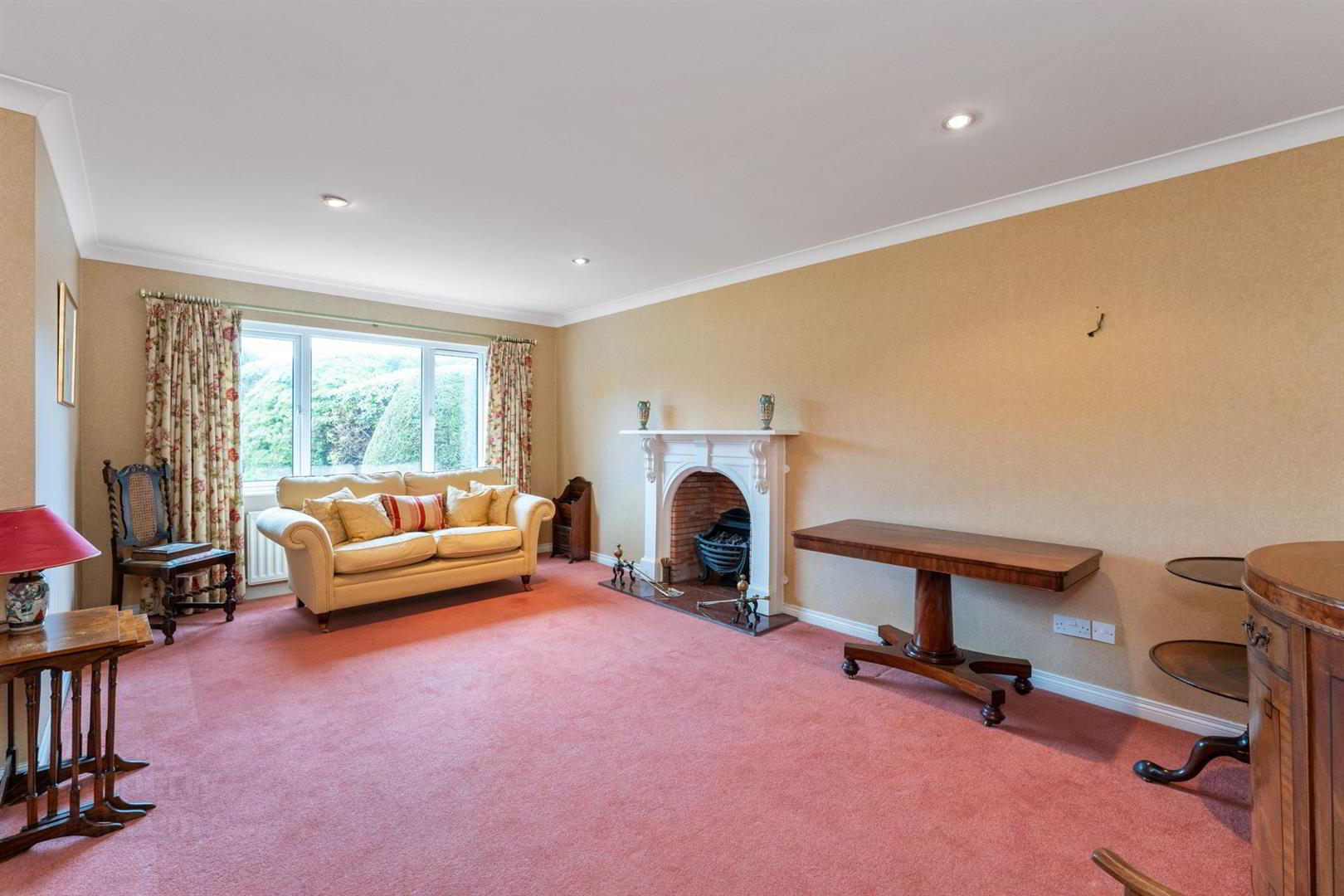 15 Beechfield Drive 4 of 25