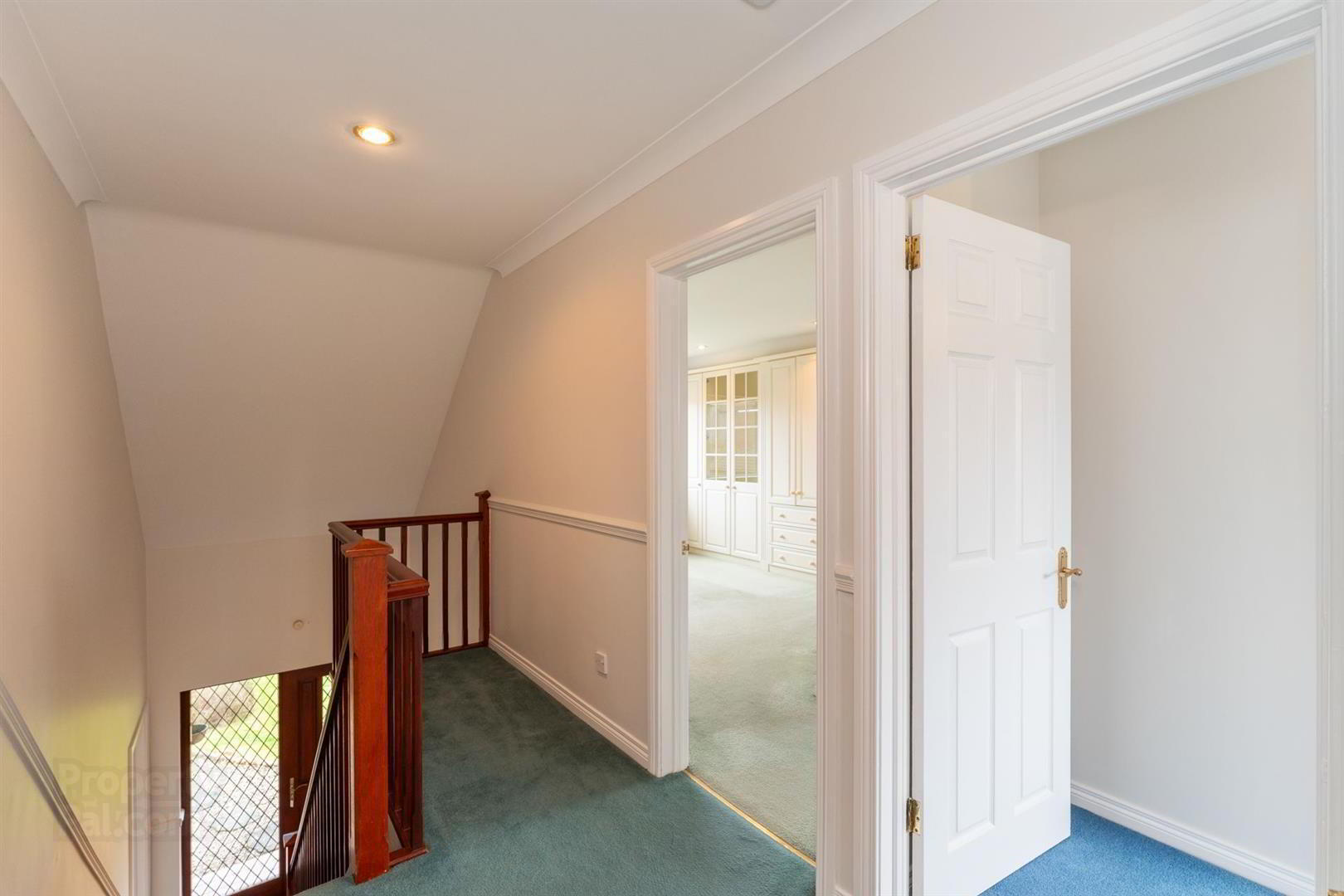 15 Beechfield Drive 12 of 25