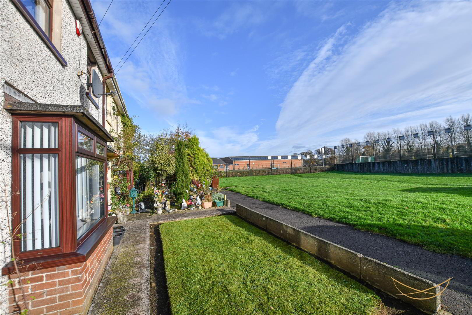 21 Fernlea Gardens 6 of 39