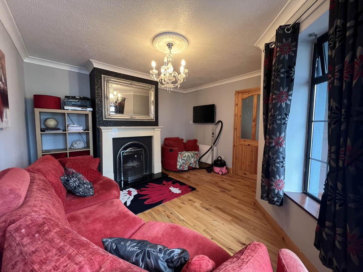 36 Railway Close 4 of 18