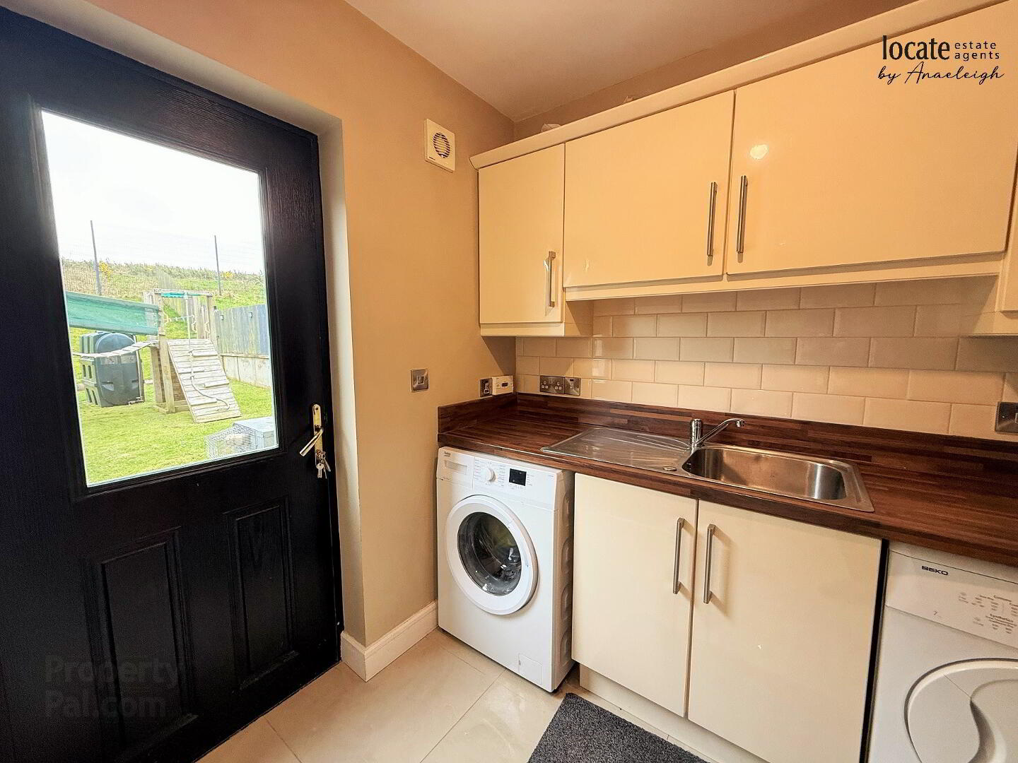 2 Woodland Close 15 of 30