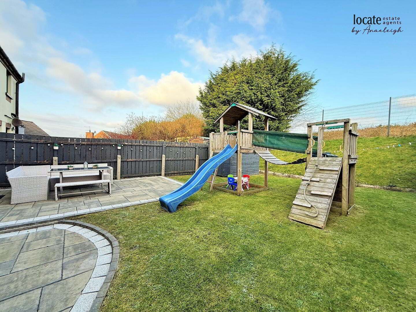 2 Woodland Close 30 of 30