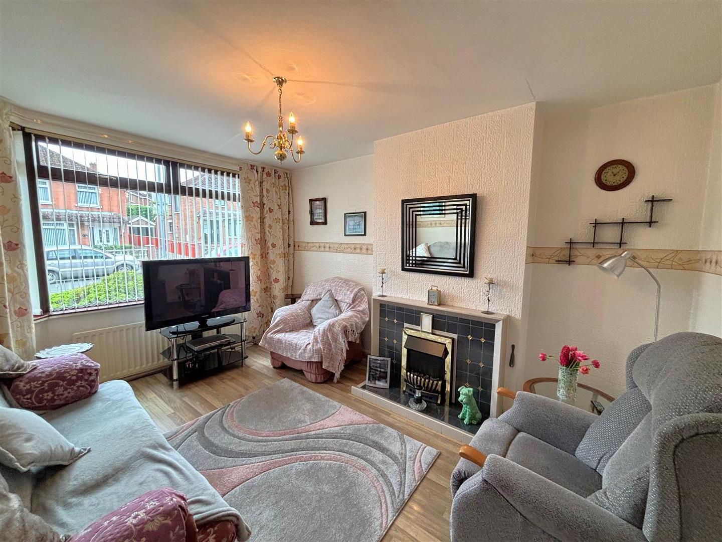 67 Westway Gardens 6 of 19