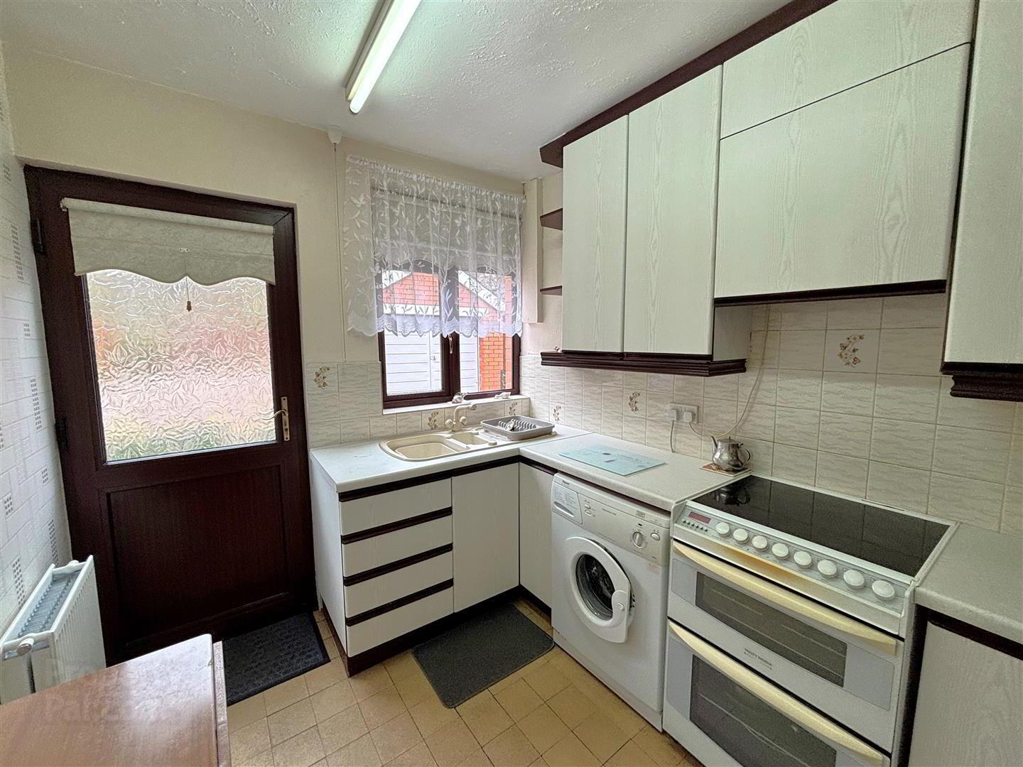 67 Westway Gardens 10 of 19